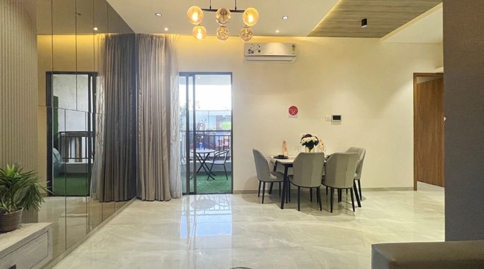 Swaraaj-heights-Gallery-Dininig =-area